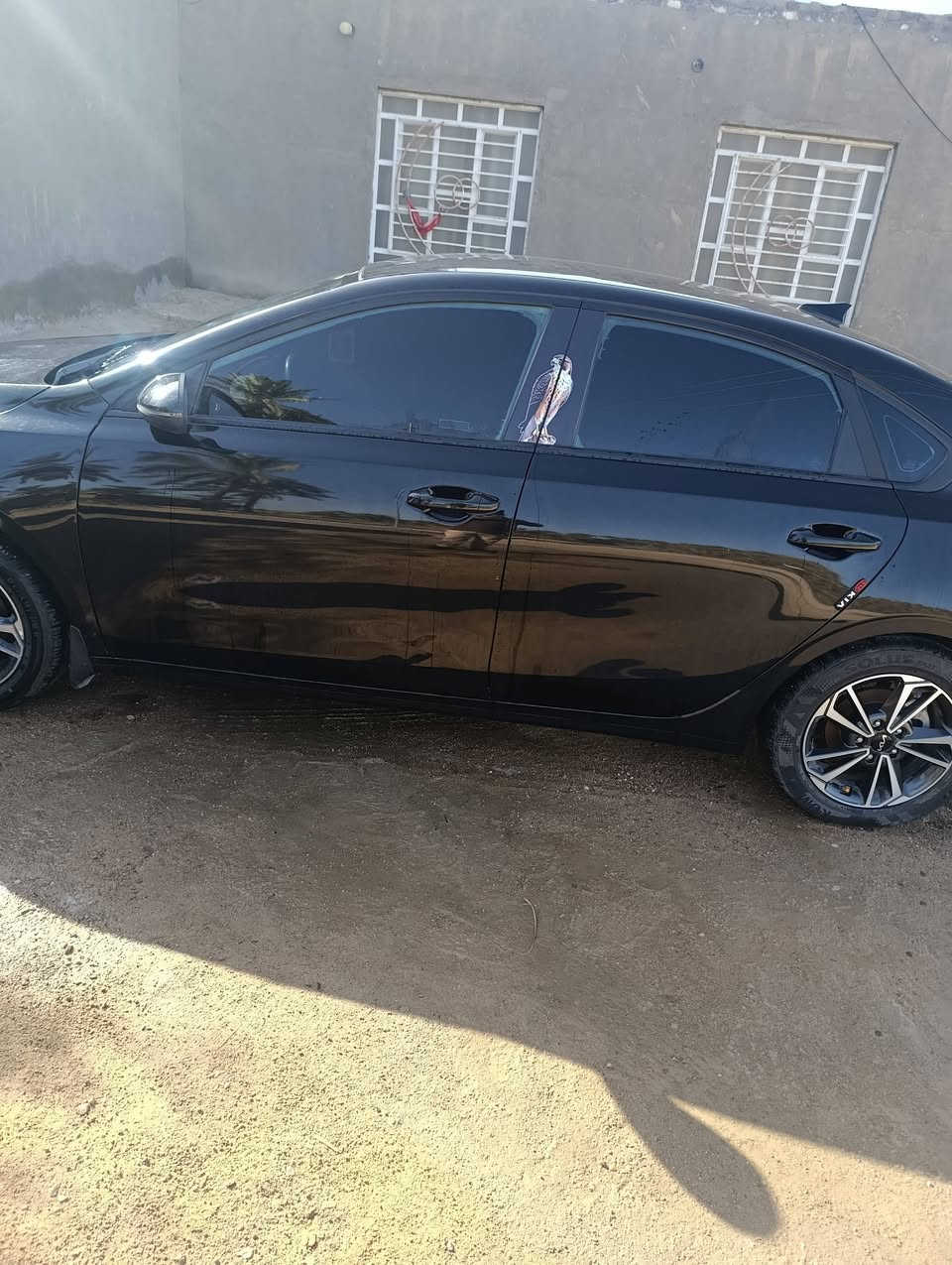 السلام عليكم فورتي موديل 2023 نص فول وارد امريكي حادثه بارد ب بنيد والباقي كفاله لا شواصي ولا اي شي ولا يرباك السياره خير من الله جديده لا تبديل ولا نقص بيه ماشي 20.  مال بيت كله ع وضع الشركه خير من الله السياره مكينه ألفين  فحص موقت   وسعر 159. وبيها مجال    مكاني كربلاء طوريج


**إذا كنت صاحب هذا الإعلان وتريد حذفه لأي سبب، رجاءا أرسل رسالة إلى الدعم الفني**