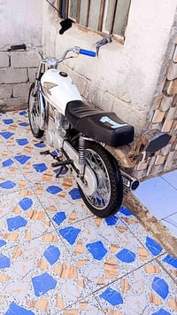 أوراق اصوالي • دراجة • غراف