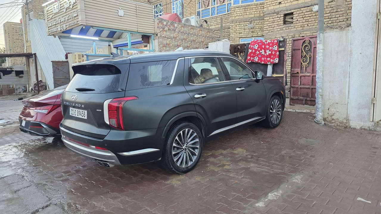 هونداي بلسايد كلكرافي
أعلى فئة بالبسلايد ع الإطلاق 

مواصفات معروفه والي ميعرفهن 

يراسلني خاص ادزهن لان هواي كلش

موديل ٢٣ دخول جديد رقم بغداد انكليزي 

بأسمي شخصيا سنويه لل٢٠٣٠ هزه جديده 

لون زيتنوني غير محدد 

علما مغلفه PPF طافي بالكامل 

للحمايه من الخدوش المقصوده والغير مقصوده 

بضمان ١٥ سنه وصيانه مجانيه كل ٦ أشهر 

لد وكالة نيو كار في الكراده

وبيها كتاب تراجع بيه الوكاله سعر ١٦ ورقه 

واني سويته بالعرض مال راس السنه ب٨ ونص 

تخم تاير كامل جديد حداديه فول 

السعر 290  الحادث *

السياره ليبل واحد كل القطع بلادي 

بدون فتح بدون تبديل بدون دواخل بدون ايبراك 

فقط اجه صبغ من امريكا بابين ايمن وجاملغ خلفي بالعراق بدون حادث 

ايضا بالاضافه إلى الداعميه نفسها اجت بالسياره تصلحت ونشدت حتى الداعيمات بلادي لايت بلادي ممبدل بدنه بلادي راديتر بلادي لان الحادث مواصل غير الدعاميه 

صور الحادث موجوده مع رقم الشاصي 

علما التضليل بلادي مسموح بالمرور

ايضا الي التغليف مواصفاته يسمح به المرور 

وايضا قابل للفحص في السونار 

للاستفسار اتصال او واتساب ***********3
