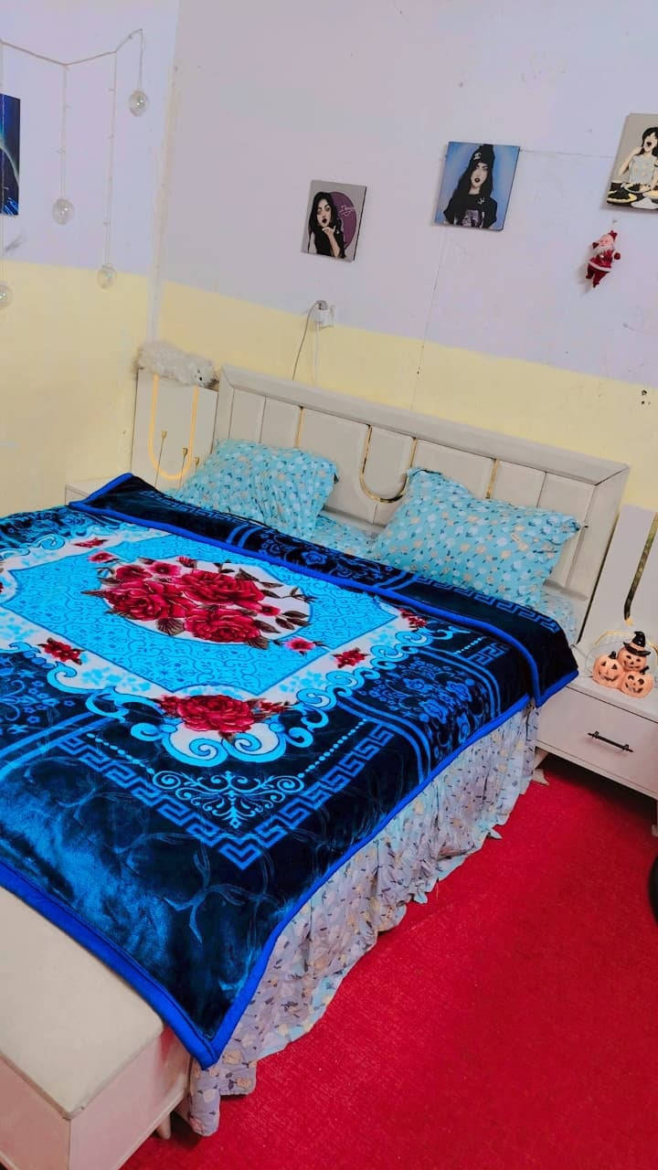 السلام عليكم غرفه تركي جديدة مثل ماموضحه بلصورة بيع مستعجل لسعر ولاستفسار على هذا الرقم *********** اني مكلفه بلنشر لا دخلولي خاص
