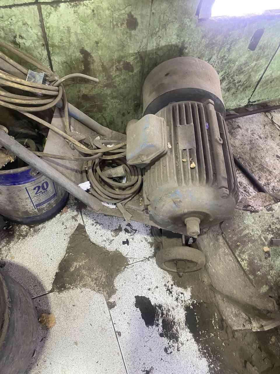 ماطور بلنص للبيع ***********
