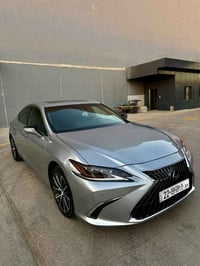 ES 350 • ٢٠٢٣ • ٢٨ ألف كم