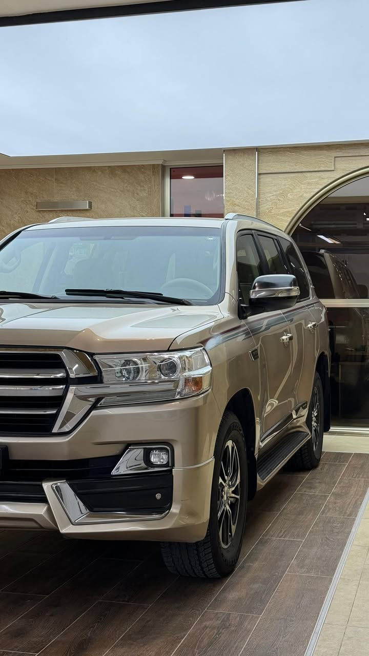 لاندگروز 6 سلندر
موديل 18 EXR

سنوية جديد هزة جديد لغاية 2030 بأسمي 

رقم دهوك دولي 

مكان السيارة في البصرة 

ظمآن محرك كير ما مفتوح وطمأن جميع القطع ما مفتوحة  

القطع الأبواب الأمامية والجاملغ الأمامي توجد لاصق الشركة في السعودية مرفوعة ومرشوش المكان كلير فقط 

السعر 445 ورقة 
رقم صاحب السيارة ***********
