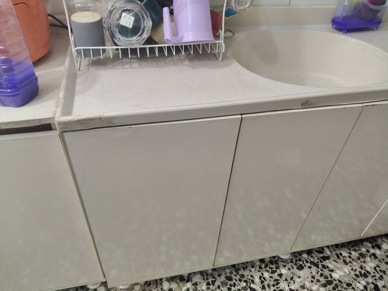 كاونتر mdf للبيع
4 متر 
نظيف جدا تجي تشوفه وتفحصه 
مكاني بغداد شعب 
السعر 125 
اي استفسار خاص


**إذا كنت صاحب هذا الإعلان وتريد حذفه لأي سبب، رجاءا أرسل رسالة إلى الدعم الفني**