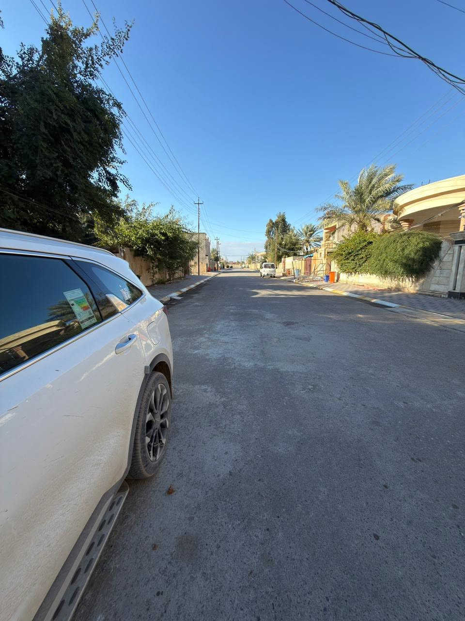 🏡 دار سكني للبيع – تكريت / القادسية / شارع المستشفى العسكري

📍 موقع مميز وقريب من الخدمات
📐 المساحة: 300 متر مربع
📏 الواجهة: 10 م
📏 العمق: 30 م
🛣️ شارع 15 م مبلط

✨ مواصفات الدار:

* 4 غرف نوم 🛌
* استقبال واسع
* مطبخ
* كراج
* حديقة
* مجاميع صحية
* مناور

🏗️ بناء راقٍ وتشطيب فول

* سحب ملكي
* أرضيات بورسلين هندي
* واجهة حجر حلان
* تنفيذ وعمل متقن بأعلى المواصفات

💰 السعر مناسب جداً

📞 للاستفسار والاتصال:
***********
