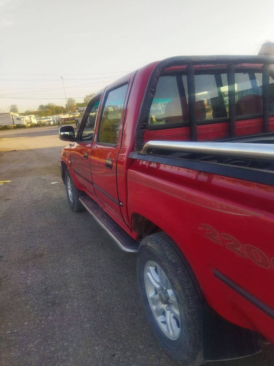 مۆدیل 2012
شریکە موهەنەد
3پانکە
سەنەوی بەناوی خۆمانە تا30
تەبرید سارد و گەرم
 قفل مەرکەزی جام کارەبایی و ئاوێنە کارەباییە 
چوارتایەی نوێی لەبنە
کامل بێ عەیب توندو تۆلە
ناوسۆرە کوشن مەرزیە
چاملغی لای سایەق سبوغە  بێ ناوگرتن لەگەڵ
تۆزیک دۆسەکەی سبوغە
بۆپەیوەندی 
واتساپ/ فایبەر: *********** موصل, نينوى
