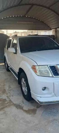 نيسان فافندر  2008 سياره مكفوله مكينه وكير تخم تأير دواخل فول الاستفسا...