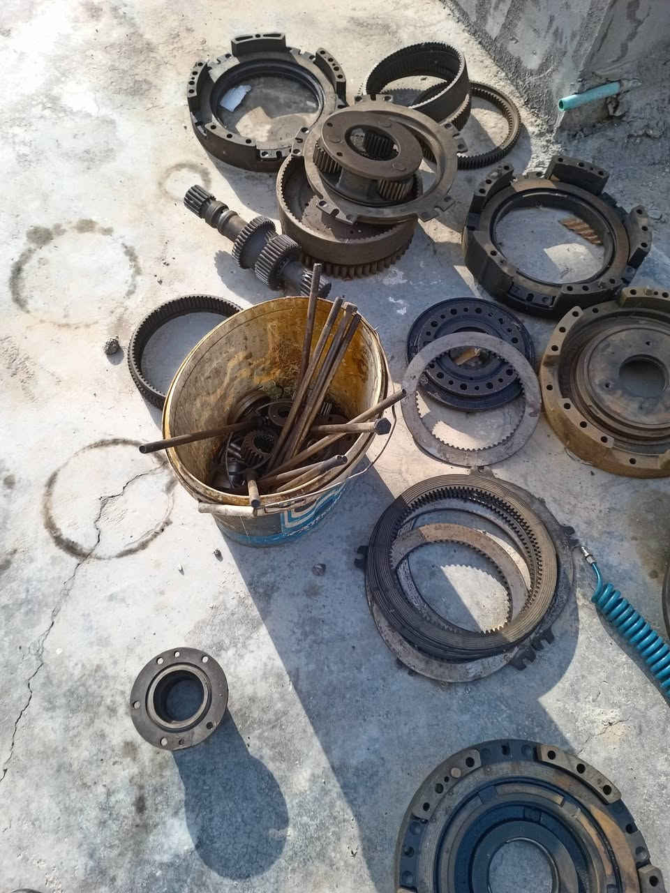 السلام عليكم  كير مال شغل كتر نايف ففتي 950نقص بي بس نمره لوله عاطله  ***********
