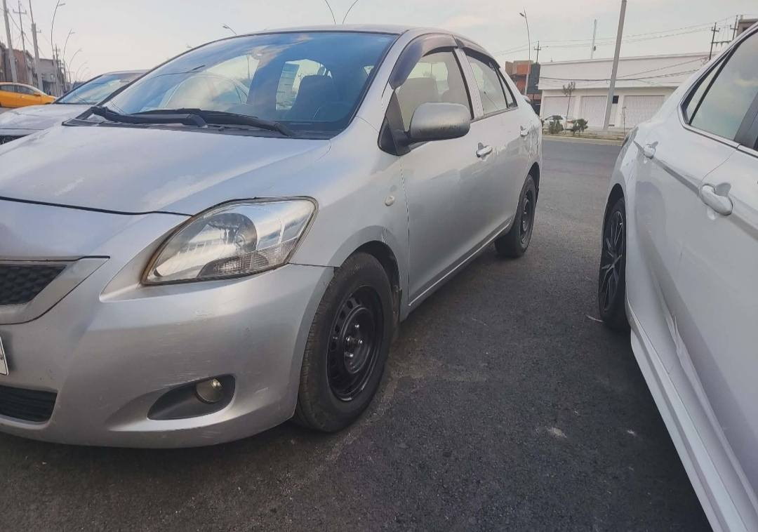 کوردی / عەرەبی 

تیوتا یارس مۆدیل 2009 خليجي مەکینە بچووک گێڕ و مەکینە و تەبرید بەشەرت بێ تەقە و ڕەقە و سەرف و بوخارە چوار تایەیی تازەی لەسەرە وەرەقەی بەنزینی هەیە شاشە ئایپاد و کامێرا وەکو بۆیاغ دۆسەکانی بن دەرگا بۆیاغن قرچیکی پێشی هەیە چاملغ سکن عەیارە بەس سەنەوی تا 2028 تازەیە و غرامەو تەحویل بەشەرت .
شوین : کرکوک
سعر : 82 وەرەقە و مەجال .
***********

تيوتا يارس موديل 2009 خليجي مكينة صغير كير و محرك تبريد شرط حتی تيرات جدد سيارة جاهزة بدون نقص بطاقة بانزين موجود شاشة و كامرة سنوية جديد لحد 2028 غرامة و تحويل بشرط بنسبة للصبغ فقط دوسات صبغ  و جاملغ سكن عيار
مكان : كركوك
سعر : 82 ورقة مجال 
***********
