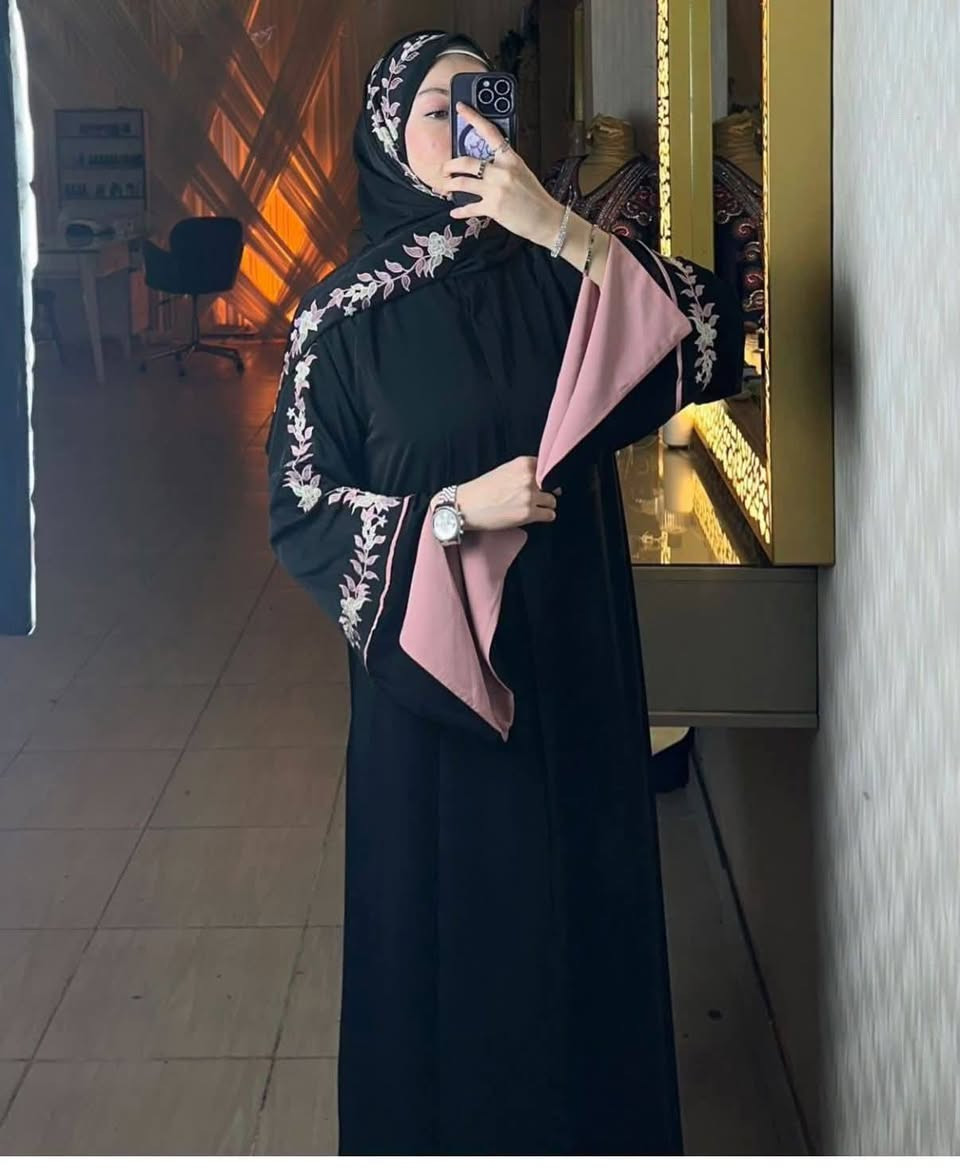 عباي ستاتي مع الشال
 بخامه الحبر الخليجي التقيل..
.كم رغلان عريض....
للاستفسار ارسال رساله مسنجر 
.السعر 13 دينار  فقط 🔥🔥🔥🔥


**إذا كنت صاحب هذا الإعلان وتريد حذفه لأي سبب، رجاءا أرسل رسالة إلى الدعم الفني**