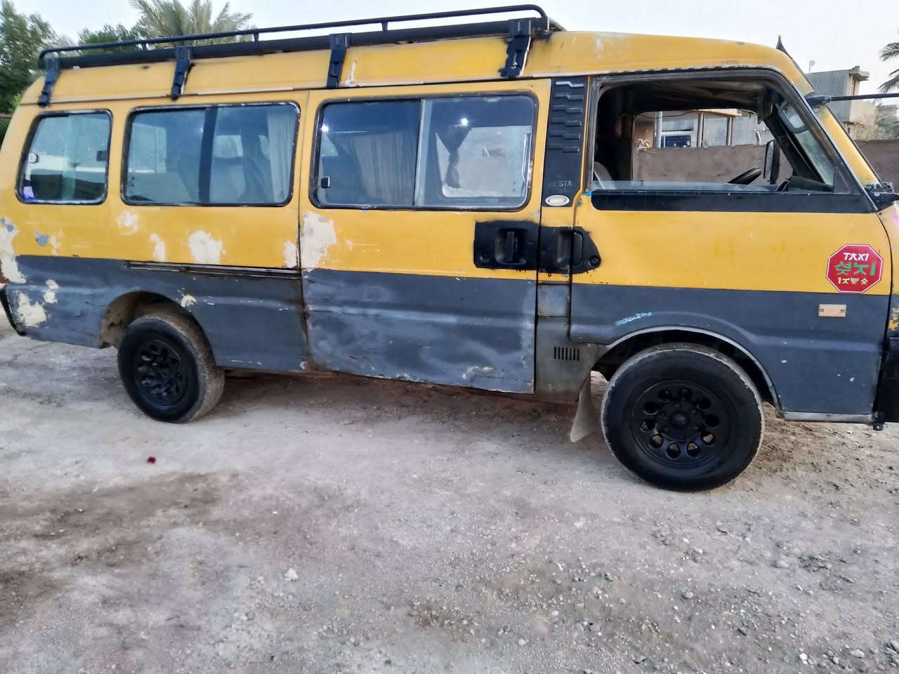 السلام عليكم كيا اسيا موديل 94 سنويه عضم عاج راعيه موجود مضروبه معجون بس تريد تنعيم وصبغ  تخم تاير جديد محرك بيه تنقيص وكير مكفول واكسل مكفول ملاحضه الدرج وسيباه مو النه يعني مو  وياهه السعر 30 وبيه مجال  المكان بابل اجبله  الرقم *********** اتصل
