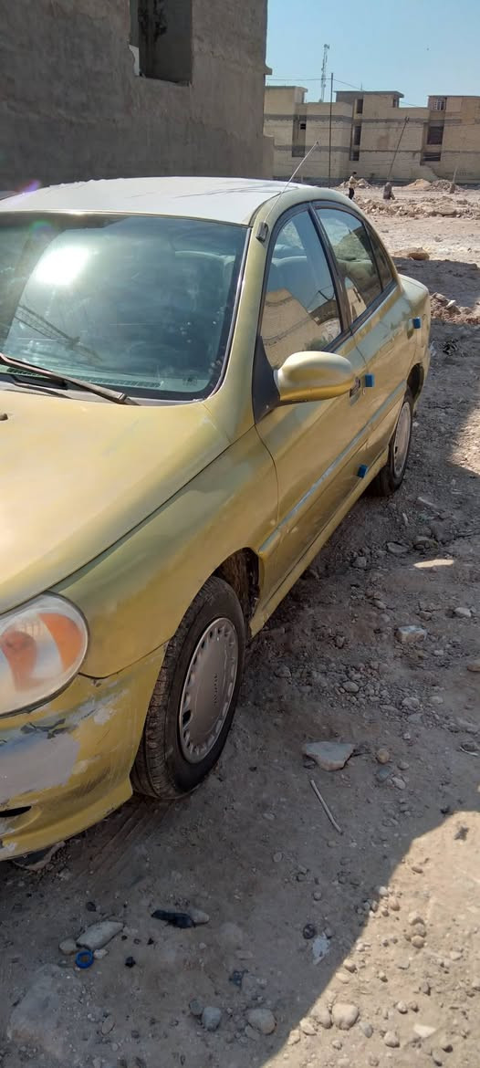 السلام عليكم كيا ريو للبيع موديل 2001 تبريد شغال كير ومكينة جيد جدا تخم تاير سيارة جاهزة ونظيفة سنوية 2031 رقم انكليزي مكاني بغداد بأسمي للاتصال ***********
