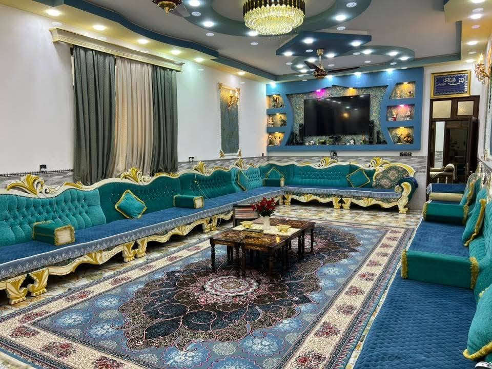 بسم الله ماشاء الله يتوفر
يتوفر لدى مكتب الضرغام للعقار 

بيت مساحه 700 متر

يحتوي على 4غرف نوم

 وستقبال

ومطبخ

 وصحيات

 طابو زراعي سند25 تحويل بسم المشتري مباشر العنوان بغداد الراشديه المراسمه 
*********** سيد حيدر
*********** سيد حسين

