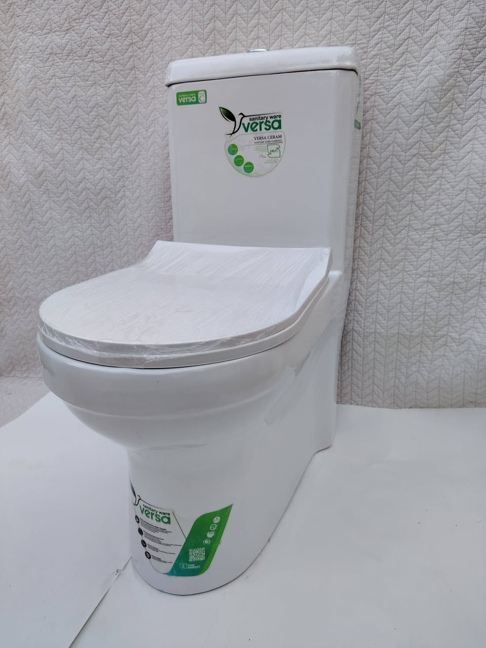 تعلن شركة دلين سرام للصحيات عن وصول
غربي عالي ماركة ورسا موديلين زراك جوده عاليه
درجه اولى (جمله فقط)
عنوان المخزن : واسط قضاء الحي شارع العام
هاتف _ واتساب 📞 ***********
