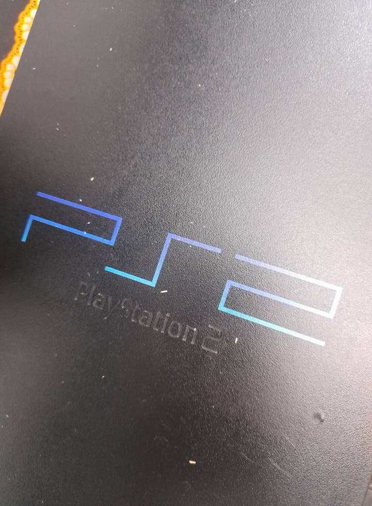 السلام عليكم ورحمة الله
مــتاح سوني بلي 2 للبــيع

ويا رامين كلواحد 30 لعبه يعني 60 كلهن
ويا يدات 2 شغالات ثنينهن
سعر 40 قفل

مكاني الشط منطقة الطابي 

***********
