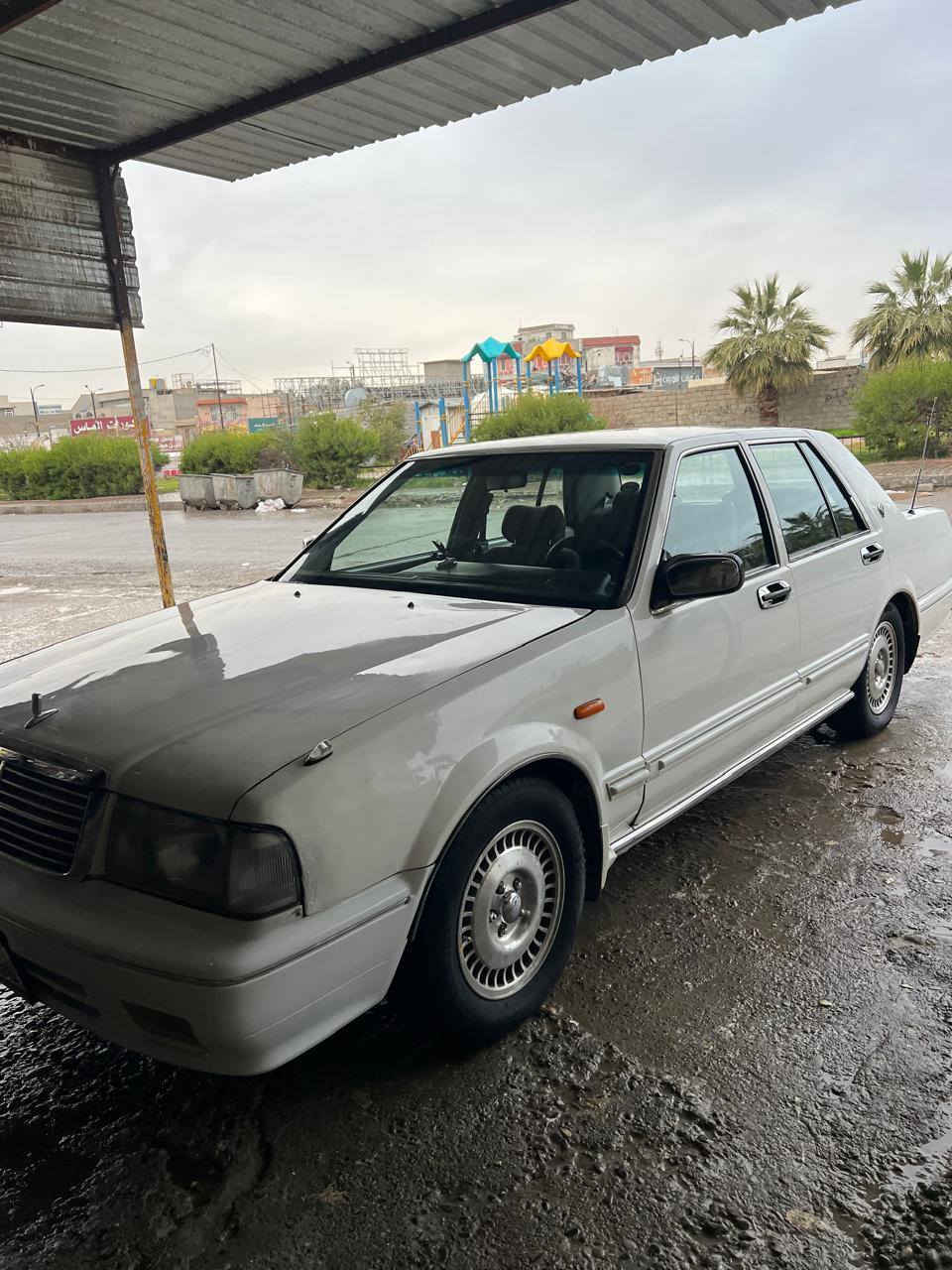 نیسان سدرک 2002 1 بارچەی بۆیاخ بێ لێدان تەربریت سارد و گەرم چوار جام کارەبا ئاوێنە کارەبایی سنوی تا 2030 دفتر بانزینی هەیە تاخم پێشو دوا بەشەرت مەکینەی کەمێ بخاری هەیە چوار تایەیی تازە  بەشەرت حاسیبە سعری 53 مجالێ کەم شوێن کرکوک *********** كركوك, العراق
