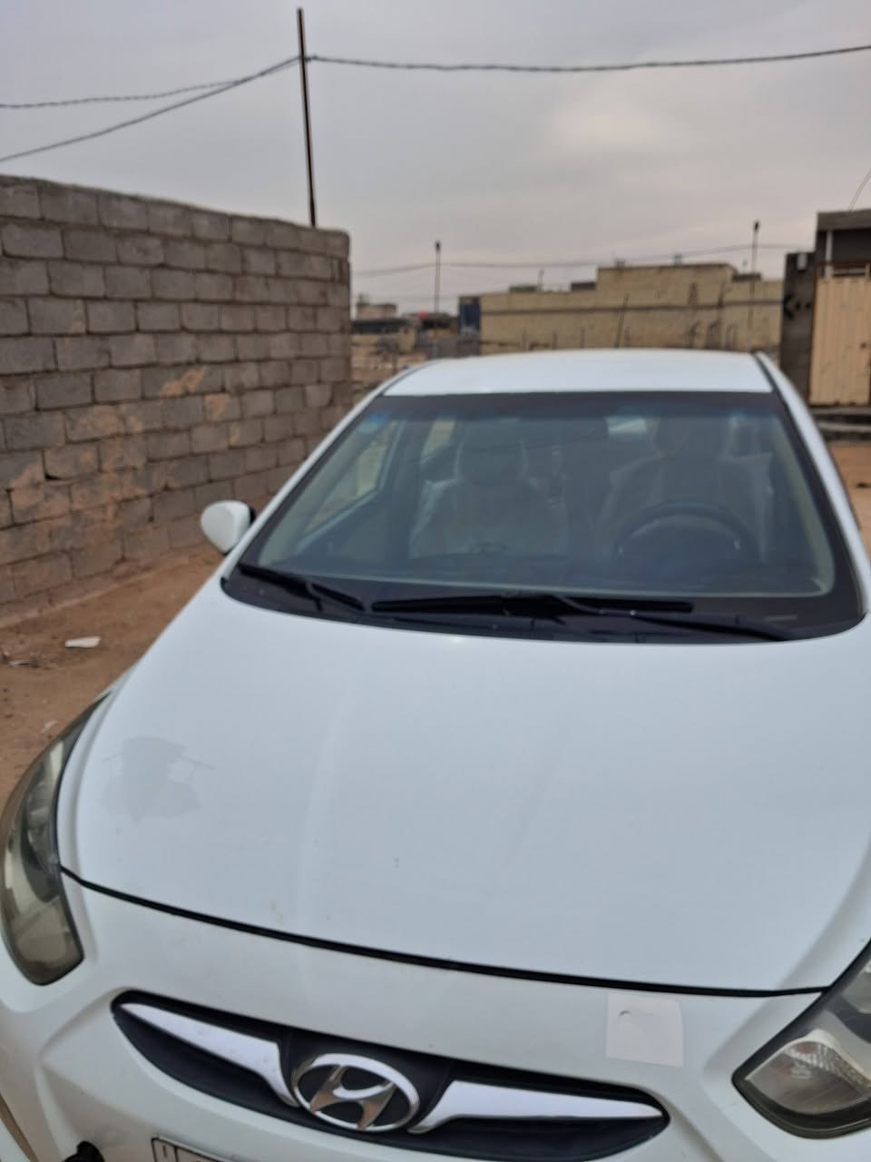 اكسنت 2015مكفول رقم انكليزي كربلاء محرك 600 السعر107العنوان النجف الاشرف ت***********
