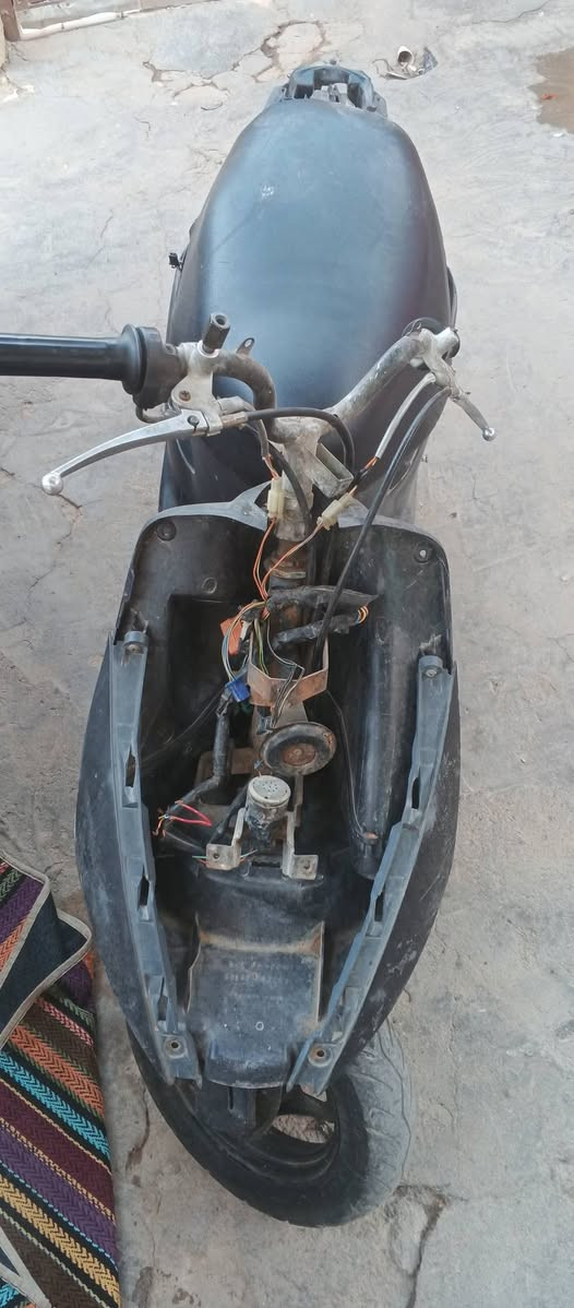 دراجه شغاله للبيع اوراق 150$***********
