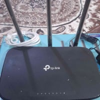 راوتر استعمال قليل للبيع السعر 25 الف بغداد الوشاش 07709268060