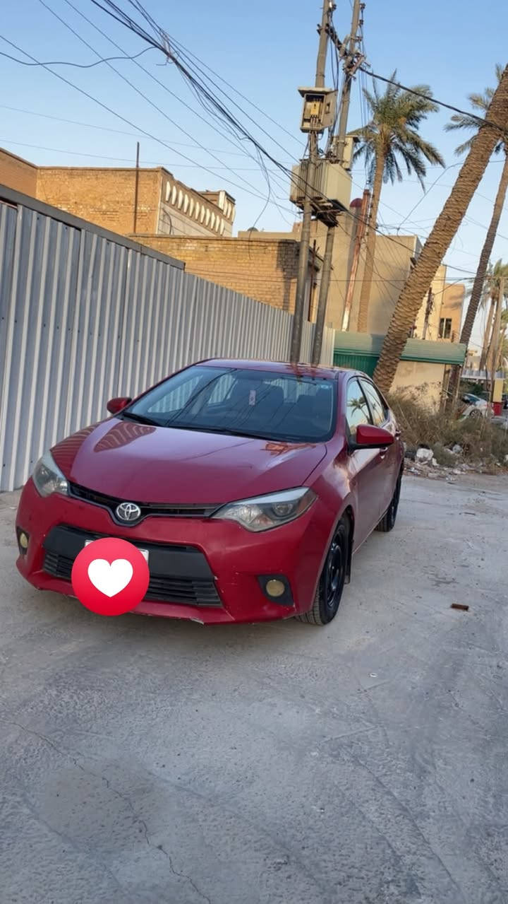 يتوفر كورولا وارد امريكي 2015
ضربتها جاملغ وبنيد مال امريكا وبارد بلجاملغ الخلفي بدون ايرباكات او اي دواخل 
كير مكينه مكفولات برغي ممفتوح على البلاد 
ماشيه 200 الف كيلو 
سنويه جديده تسقط 2029 باسمي السياره رقم بغداد 
التواصل ***********

سعرها 120ورقه  
مكانها بغداد المنصور
