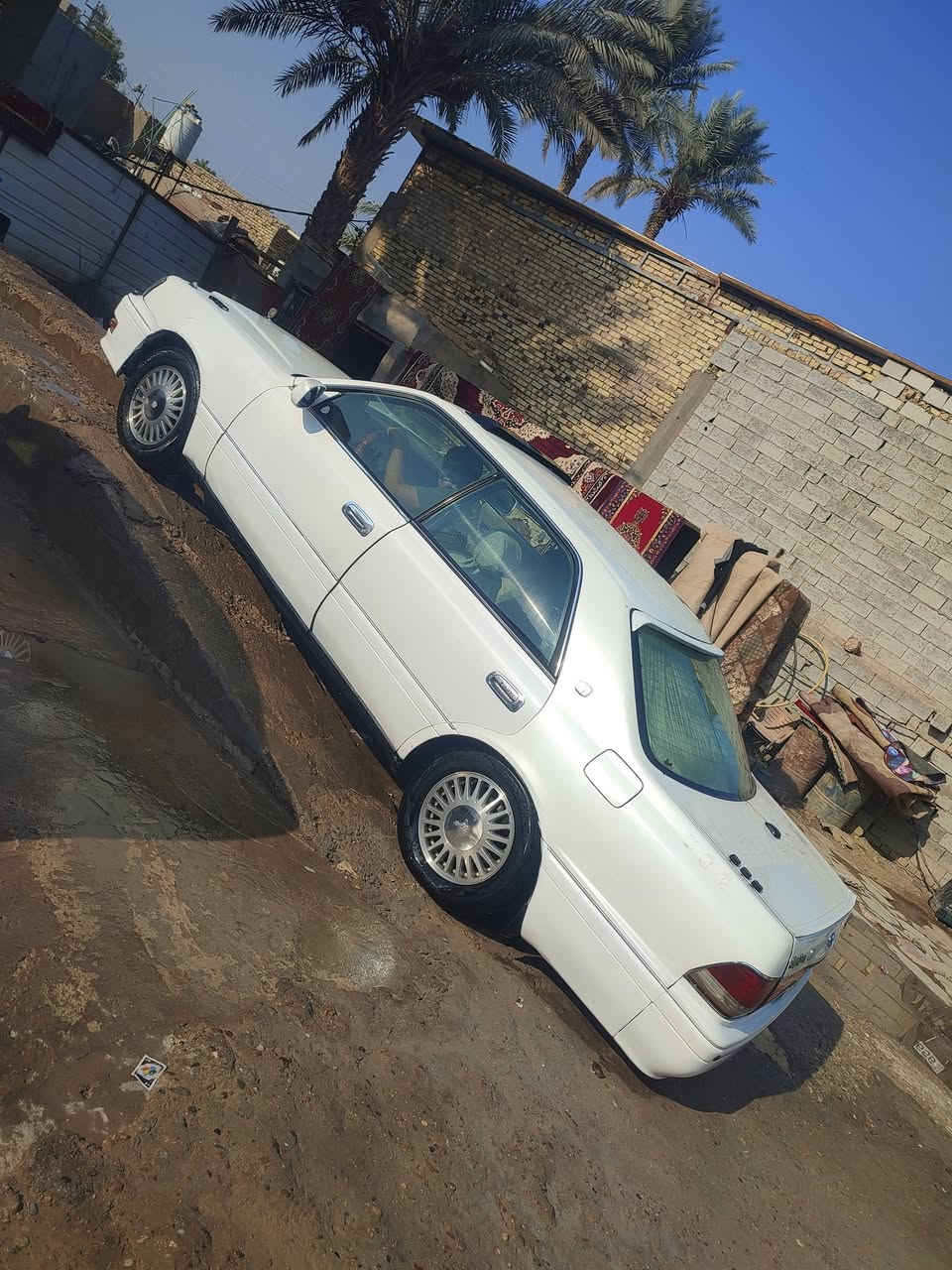 بيع راس الثور فلات موديل 95 جاهزه مكان ديوانية قضاء غماس للاستفسار على الرقم للأتصال فقط  ***********
