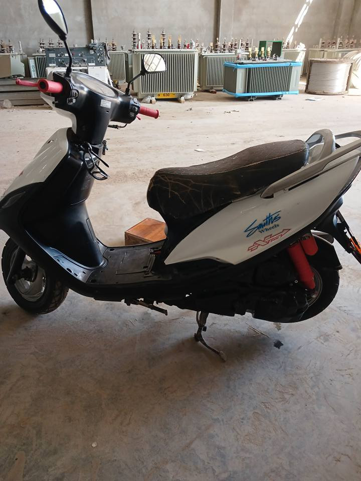 للبيع دراجه ماكس دراجه نضيفه ممفتوحه مال جناي بيع مستعجل كهربائيات شغاله كلها ماعدا الجوزه عاطل بيها فقط الاطفاء للتواص
*********** 
سعرها قفل 500 النجف, العراق
