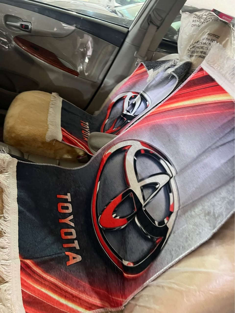 تویتا کرولا  فولل مواسفات  نمونەیە لە جوانیا ماڵی دۆستە گێڕو مەکینە  کارەباییات هەموی  بێ عەیبە هیچی پێوە نییە  …
2013
155 مجال .. شمشمل, السليمانية


**إذا كنت صاحب هذا الإعلان وتريد حذفه لأي سبب، رجاءا أرسل رسالة إلى الدعم الفني**