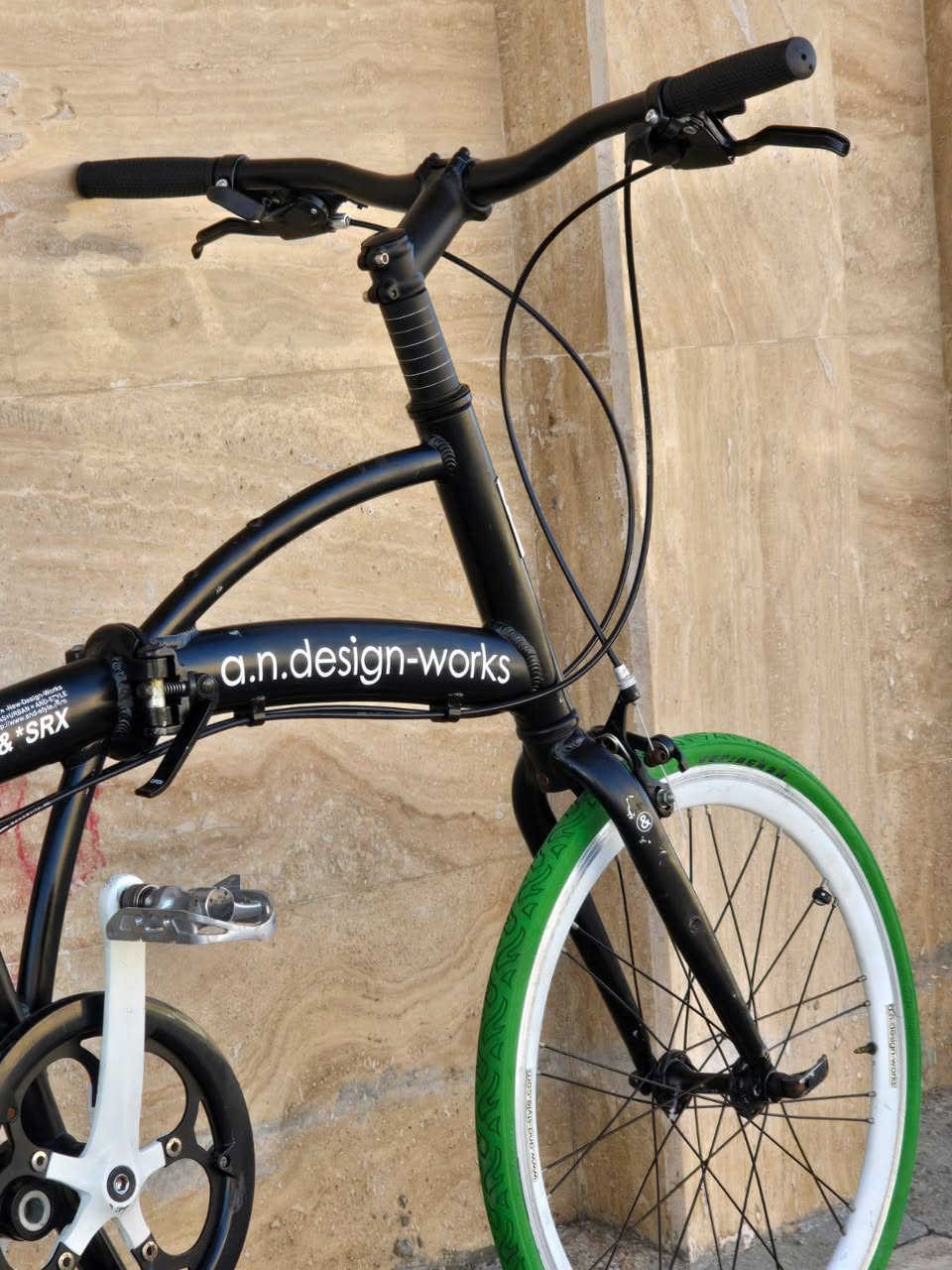 السلام عليكم ورحمة الله وبركاته
🚲 دراجة هوائية للبيع 
نوع يطبك 
الحجم 20
بالة أصلية
معدن ألمنيوم
نظافة 90%
شرط الفحص
العنوان: كربلاء – طويريج
توصيل لجميع المحافظات
رقم الهاتف: ***********
