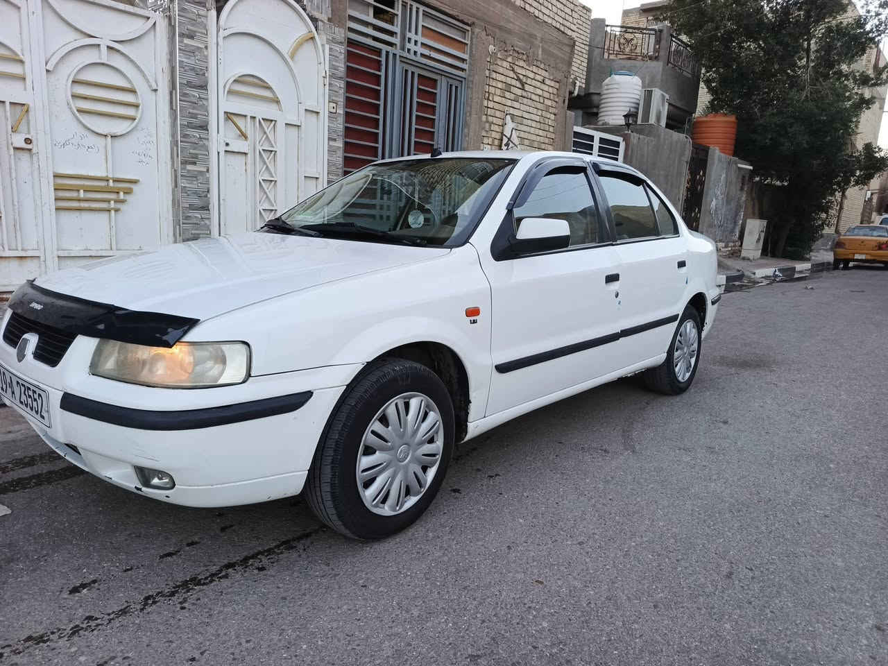 السلام عليكم 
سمند 2011 ناطق رقم كربلاء بسمي 
السيارة جاهزة من الالف للياء مايحتاج اكلك هيج بيها وهيج 
عليها ادامه كامله كير مكينه تبريد حدادية دواخل كلها جديدة مابيه نقص ابرة ترايك للبصرة شرط
 الصبغ الله شاهد اني ماعرف بي بس حسب الي اعرفة بيها باب الي ورا باب الصدر والبنيد وبعد بكيق المشتري وين ميعجبه يفحص يريد سونار بكيف بلي يعجبه 
السعر 45 وبيها مجال جدا بسيط 
مكاني كربلاء ***********
