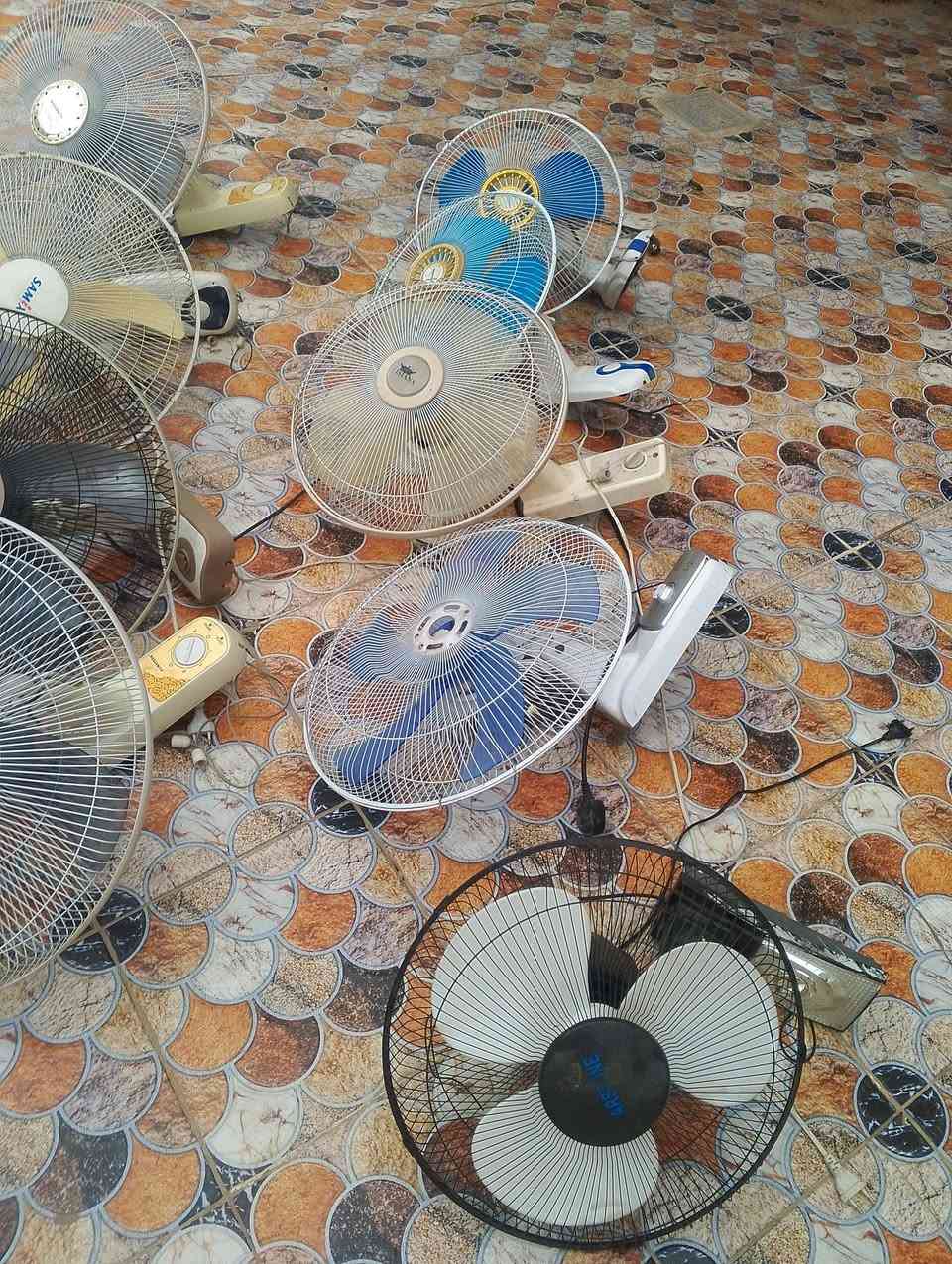 مروح جدريه كبار وسط السنيه حي العسكري ***********
