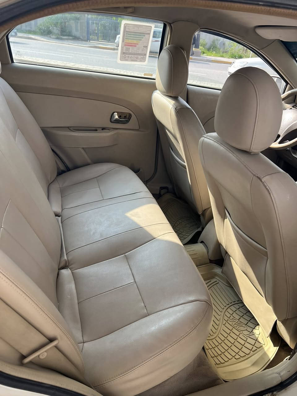 شيري فلاوين 2011 مكفولة رقم بابل انكليزي
مكفولة كشر ومكينه وكير 
بيها نواقص بسيطة 
مكانها بابل الحلة 
سعر 35 وبيها مجال بسيط 
***********
