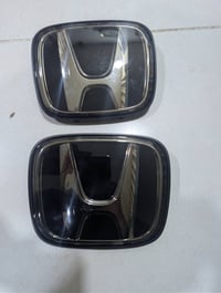 علامة هوندا امامية CR-V   2023-2025  جديد اصلي   السعر 75 الف  0770438...