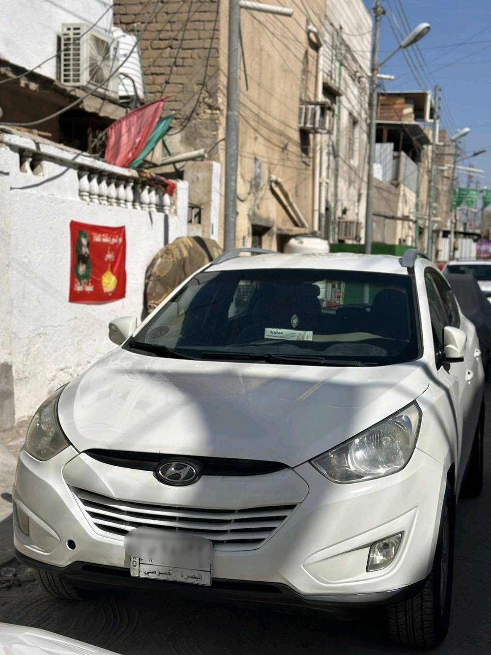 توسان2013 بيضاء
محرك 4 سلندر دوش 2000
رقم بصرة بأسمي 
السنوية منتهية

خليجية
كير و مكينة مكفولات

ماشية 193.000 قابل للزيادة

بيها ضربة بسيطة بالجنطة مصلحة بارد بدون صبغ

بيها ضربة بشجرة بالجاملق الايسر مصلحة و مصبوغة مع جزء صغير من البنيد موضحة بالصور

اكو شوية زنجار بالقمارة يم حافة الجامة و معالجة 

اكو طعجة صغيرة بخشم البنيد ما معالجها

شادلها كاميرا و شاشة لمس
التبريد ثلج
اشاير بالمري
السيارة جاهزة مابيها اي نقص 

استخدام مال بيت ماطالعة خارج البصرة
للبيع 
السعر 120 ورقة  
للتواصل واتساب واتصال  ***********
