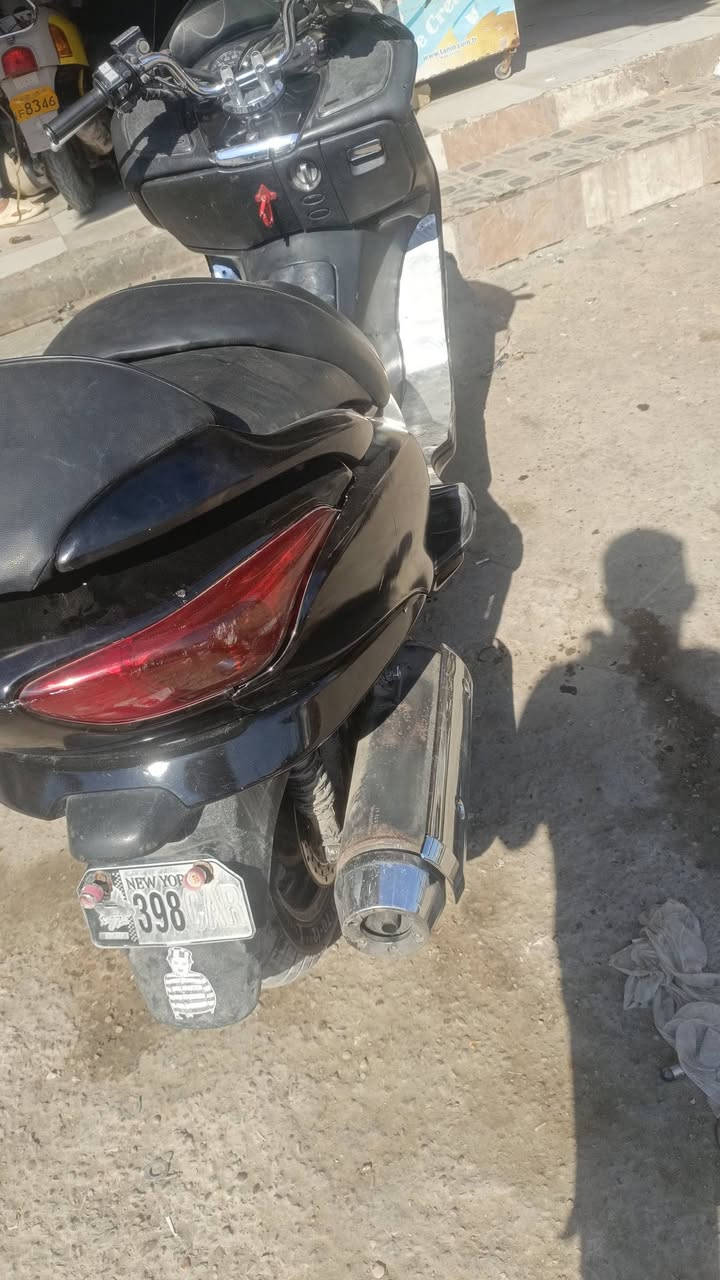 السلام عليكم دراجه فورزه صفر 8 دراجه حلوه مكينه خير من الله لا صرف ولا تبخير مكينه ناعمه شلعه ومعدل كهربائيات كلها شغاله كلجات جدد السعر 750 مكاني ديالى بعقوبه ***********
