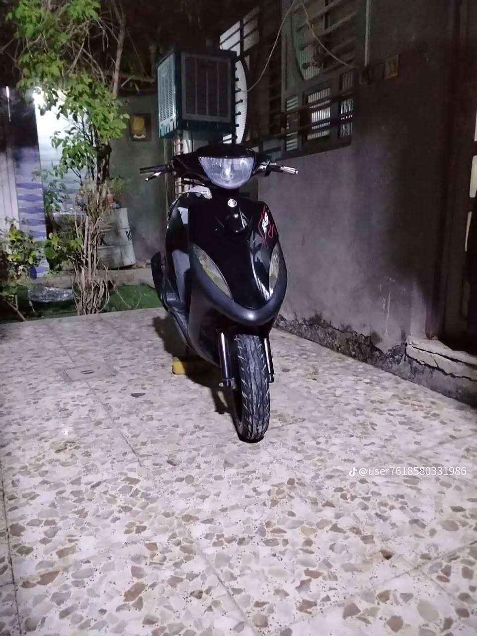 سلام عليكم لبيع دراجه ماكس مكينه خمسه وخمسين نضيفه السعر خاص خابرني وبيك خير وتدلل ***********
