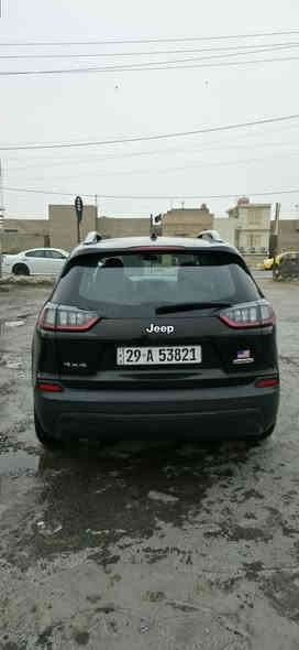 جمعة مباركة 
جيب بزون
4 سلندر 2400
ماشية 78000 ميل
موديل 2019
ضرر موضح كدامكم بصور بنيد وجاملغ عكس السائق وطخه بسيطه بالباب الخلفي عكس السائق
مواصفات 
كير 9 نمر
شاشة 
كامرة دوراة 
4×4
تحكم قيادة 4 وضعيات
لايات عدسات زنون
كشاف ضباب عدسات زنون
حواجب ليد
والباقي المعروف
سعر 130 
للاتصال ***********
