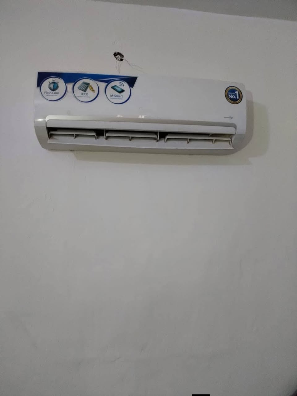 ورشه الأخوين التبريد والتكيف 
️🔥 عروض بدايه موسم من فرح لخدمات تنصيب وصيانة أجهزة التبريد والكهربائيات 🌸

بداية سنة جديدة… وراحة تدوم وياكم صيف وشتا 🌬️❄️

خبرة ✨ التزام ✨ شغل نظيف يرضيكم

🔔 عرض الموسم الجديد 

🎁 خصم 20% عند تنصيب أكثر من سبلت واحد

📞 للاستفسار: ‭***********‬

⸻

🔧 خدماتنا خلال عروض شهر 1:

• تنصيب جميع أنواع السبالت

(سبلت – هايبرد – انفيرتر)

• صيانة الأعطال + تنظيف وتعقيم داخلي وخارجي

• سحب وشحن غاز بجميع أنواعه

• تبديل كمبريسر – معالجة تسريب

• تنظيم السواقي والأسلاك بشكل أنيق

• إعادة تنصيب السبلت عند النقل أو السكن الجديد

• شغل مرتب بدون فوضى

(يشترط 4 سبالت وفوق))

⸻

⏰ نلتزم بالمواعيد

نوصل بنفس الوقت المحدد ✔️

احترام كامل للزبون وللبيت

وشغل مضمون 100%

⸻

💗 مبادرة فرح الإنسانية – مستمرة بشهر 1

“بقدر المستطاع” نساعد العوائل المتعفّفة

بتنصيب السبالت بأسعار رمزية أو مجاناً حسب الحالة الإنسانية

⸻

✨ متواجدين 24 ساعة

بأي وقت تحتاجونا نجيكم ✨

📲 للحجز والتواصل (اتصال / واتساب):

***********

🌟 فرح لخدمات التبريد 

ثقة… راحة… أمان ببيتك 🌟  عالم_التبريد
