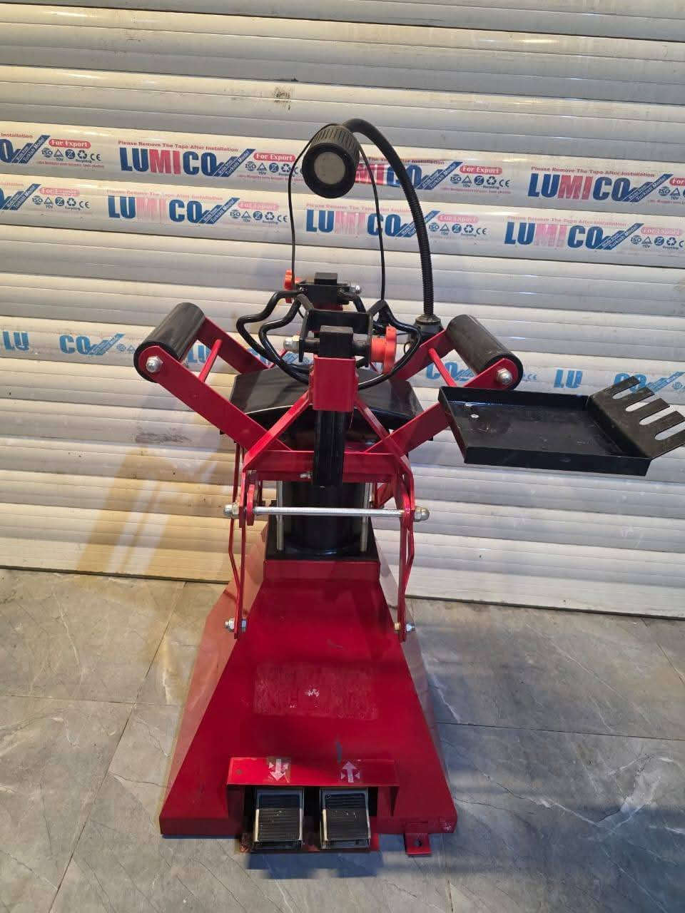 قالعه حجم٢٦
و بلنص مواصفات امريكي
كوبريسر حجم٣٥٠
سعر كلهم .2ملیونین قفل 
بشرط مابيهم عيب كلهم نضيف
مكان كركو***********
