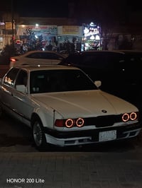 BMW 735 السلام عليكم   موديل 1991 السياره بيهة نقص دعاميات امامي وخلفي...