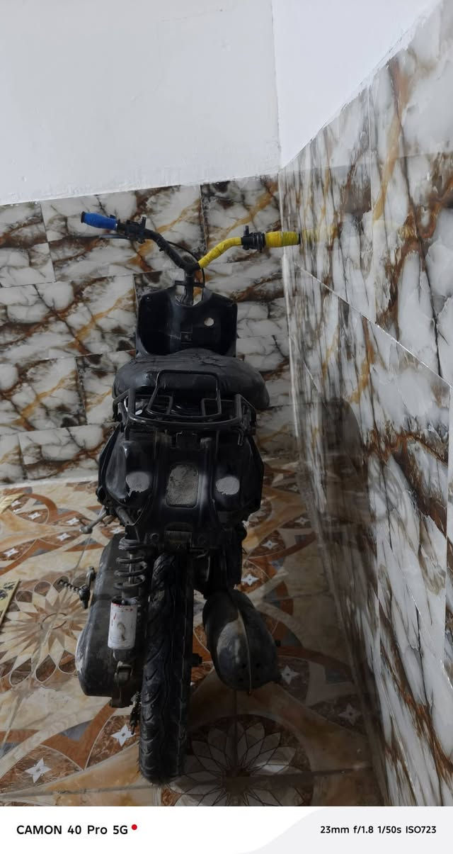 دراجه تسع لبيع حربيه نص هندر تجي تفحص سعر 150 بيه مجال مكاني بل زبير ***********
