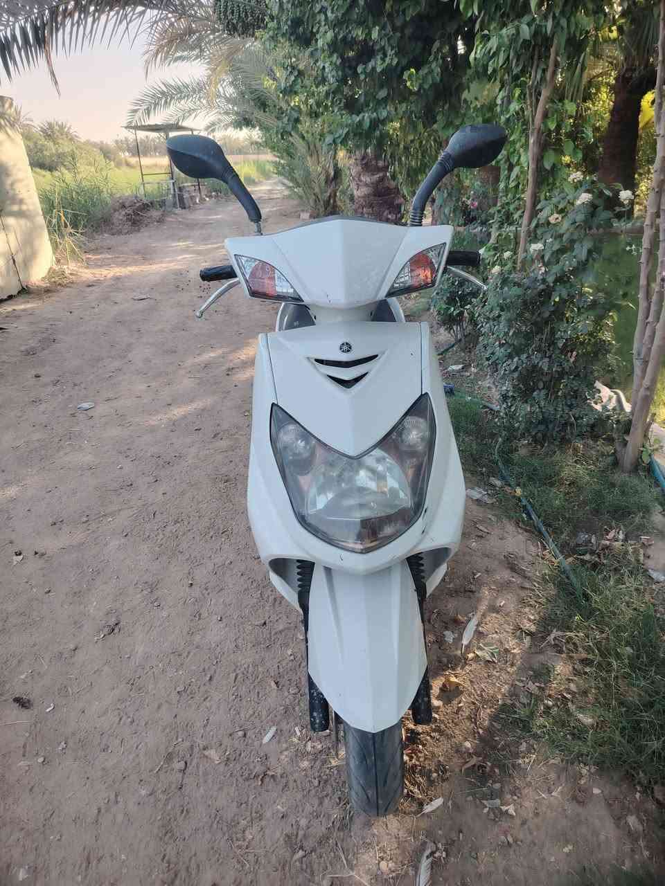 دراجه للبيع سعر مليون و ميتين الف
***********
