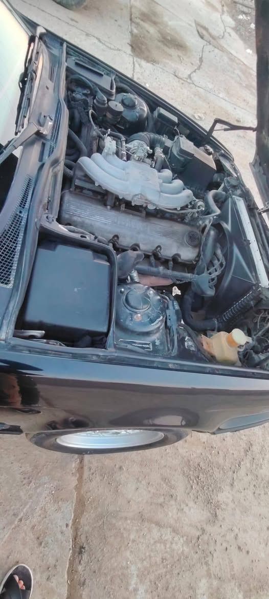 السلام عليكم ال بي ام للبيع
السياره موديل 1991 محرك فل مفتوح  حجم 525 شرط بليته فول مواصفات داخل جلد اسود سياره شرط بلا ضرر ولا معجون فقط مصبوغه عام فرن محرك كير شرط تبريد قطعتين ثلج فتحه سقف جامات كهرب كفل مركزي سنتر لوك وايرمنيه كلها شغاله سياره بسمي شرط التحويل كاربون بانزين ومعارض حسب القناعه مكان السياره موصل حي العامل السعر 57 وبيها مجال قليل ***********
