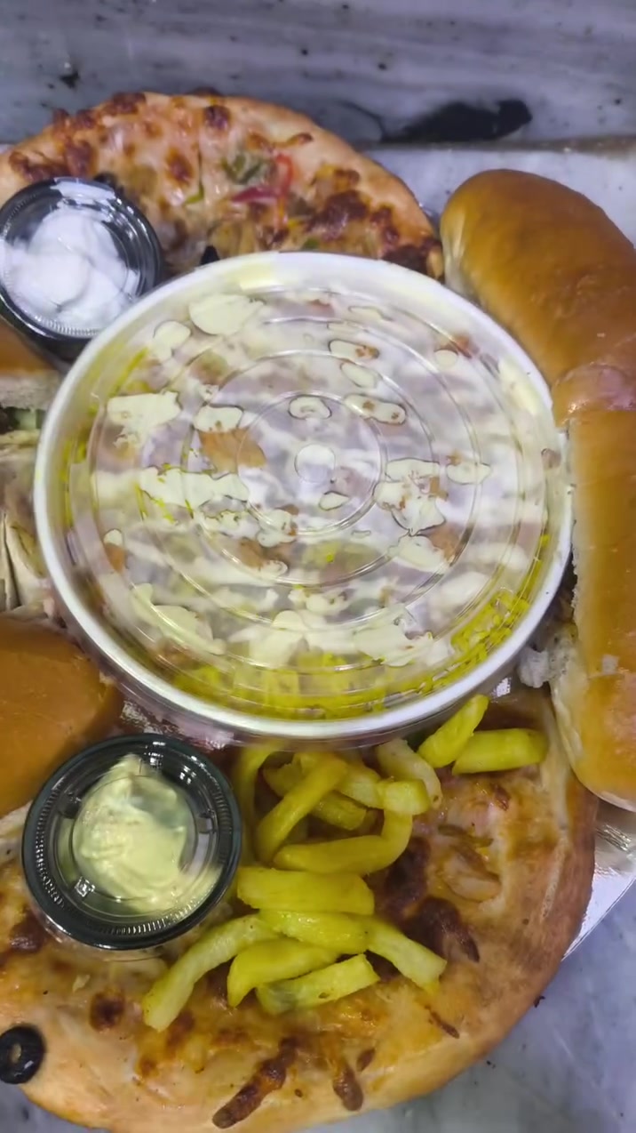 🔥 عروض تبدأ من 10 آلاف
💥 عروض مميزة 10 آلاف
🍗 وجبات بـ10 آلاف فقط
😋 ألذ الوجبات 10 آلاف
🎉 عرض اليوم 10 آلاف
❤️ لعيونكم فقط 10 آلاف
***********
