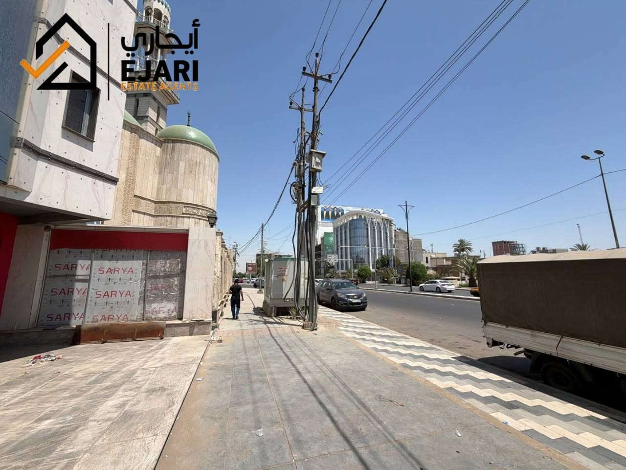 اعلان ايجار
Ejari  إيجاري  
� فرصة استثمارية استثنائية للإيجار في قلب المنصور
📍 الموقع: المنصور – مجاور جامع المأمون، بالقرب من سيد الحليب وذهب سنتر، ضمن أحد أكثر المواقع التجارية حيويةً وتميزاً في بغداد.

مواصفات العقار

▪️ مساحة الأرض: 600 متر مربع
▪️ عدد الطوابق: 5 طوابق
▪️ تصميم معماري حديث وتشطيبات عالية الجودة

التجهيزات والخدمات

✅ نظام تبريد مركزي متكامل
✅ منظومة كاميرات مراقبة حديثة
✅ عدد (2) مصعد
✅ عدد (2) مجاميع صحية في كل طابق
✅ مواقف سيارات واسعة تستوعب عدداً كبيراً من المركبات

الاستخدامات المناسبة

🔹 المصارف والبنوك
🔹 الشركات والمؤسسات الكبرى
🔹 المراكز التجارية (Shopping Centers)
🔹 المراكز الطبية والإدارية
🔹 المقرات الاستثمارية ومراكز الأعمال

مميزات الموقع

⭐ موقع استراتيجي على شارع حيوي يتمتع بكثافة تجارية عالية
⭐ سهولة الوصول من مختلف مناطق بغداد
⭐ توفر مواقف سيارات واسعة
⭐ بيئة مثالية للمشاريع التجارية والاستثمارية الناجحة

📞 للاستفسار وحجز موعد للمعاينة:
***********

للاستفسار***********
اذا مهتم بالسعر اكتب رقم 16 سوف يتم الرد عل الخاص 
نقدم خدمه  اداره العقارات جميع مناطق بغداد في حاله انك مشغول او امسافر وماعندك وكت اتابع البنايه او اي عقار يمنه الحل ايجاري بديل 
يلبي طلبك وانت مكانك بطرق حديثه 

او زيارتنا الى موقع الشركه في حي الجامعه الفرع مقابيل كليه الاداره والاقتصاد فرع مدرسه المباهج👇
 https://maps.app.goo.gl/uwkk4QPYd5EgivjP8?g_st=iw

 للمزيد من العروض يمكنكم الانضمام قناه التلكرام👇
https://t.me/omarEjari

وتساب 👇 فقط رسائل 
https://iwtsp.com/9647710000680

 التيك توك 👇
https://www.tiktok.com/@ejari86?_t=8V089pzmx7t&_r=1

 قناة  YouTube 👇

https://youtube.com/channel/UCPxpJjtiuOb1RoTmh_X9cZQ

#iraq #baghdad #kurdistan #iraqi #تجاري #property #investment #openhouse
#propertyinvestment #luxurylifestyle #apartment #sold #rent #apartments
#عقارات_المنصور #للايجار #ايجار #مجمعات #شقق #إيجاري #الجامعه #القادسيه #الجادريه #اليرموك #الداوودي #تجاري  #الداوودي #كراده #الجادريه #بغداد
