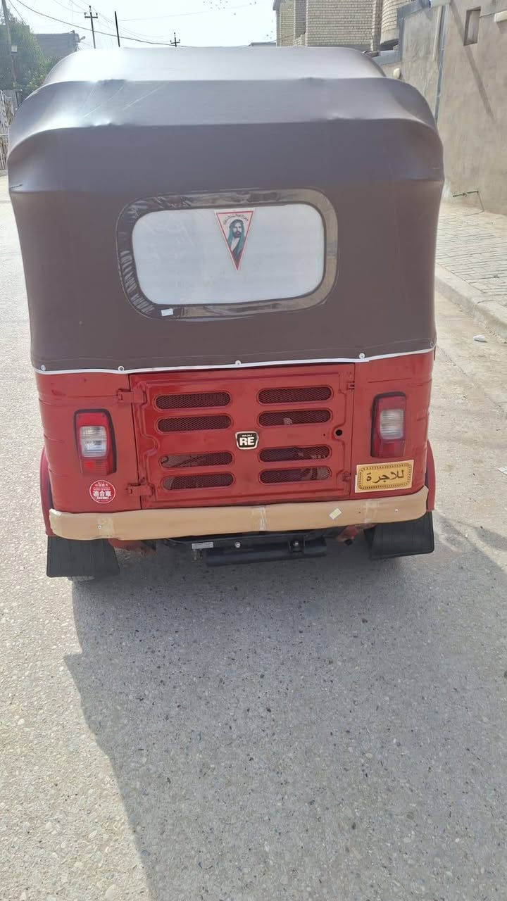 سلام عليكم تكتك لبيع لموديل 2017 اوراق كاملات مكينه عشرين تكتك حلوه وخير من لله جاهزه كبل لشغل كله جديد سعر 3500 وبيهه مجال لمكان بغداد عبيدي رقمي ***********
