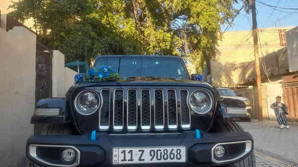 السياره  Jeep Wrangler 4Xe 2023 2.0L 4 plug-in

حجم المكينه : 2000 تيربو + هايبرد + بلكن شحن خارجي

القدرة الحصانية 375 حالة حال الهيمي 

الشحن يمشيك 30 ميل

المسافه المقطوعه : ٢٥ الف ميل     

حادثها طخه بالبنيد حسب ماموضح بالصور بعدها مامصلحه على وضعها من امريكا بيها ايرباك ستيرن ودشبول
           
رقم بغداد بعد مامسوي المعاملة حتى مباشر تترقم باسم المشتري

#المواصفات 

1.قماره تتفصخ اصير كشف
2.بصمه 
3.لوكير
4.كشافات 
6.شحن خارجي
7.بك لايت لد 
8. شاشه
9.سستم صوت دمام خلفي + امامي 
10.لايتات زنون هايلوجين
11.كشنات جلد اسود بلادي 
12.سقف اسود بلادي 
13. تحكم استرين
14. ويل حجم 20 سعر ٢٧٥ بيه مجال ***********اتصل

