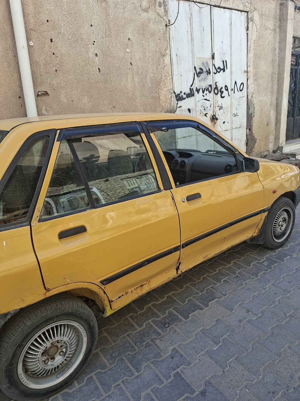 سايبه مديل ٢٠١١ جاهزه مكينه بجيس كير بس الرابع ايفلت تخم تاير السعر ١٣ ورقه سياره حلوه اترايك البغداد مكاني ميسان 
***********
