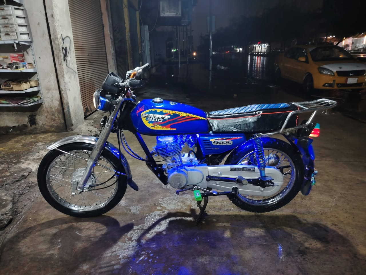 بارت محرك معمر شرط المحرك اخرس شرط شلعه ومعدل كهربائيات كله شغاله مابيه اي نقص السعر الماطور كله شرط العنوان حي البكر بعد جامع البديع رقم تلفون *********** بيه واتساب اخوان خاص مارد واتساب أو اتصال عله الخط السعر ٣٥٠ الف
