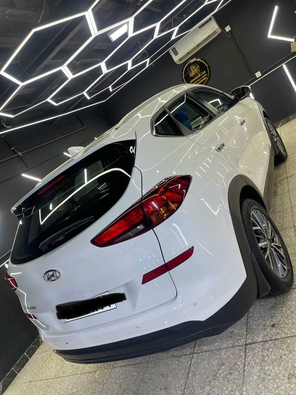 السلام عليكم
توسان الكاصد ٢٠٢٠ ⬇️

مكفولة رقم بغداد ☑️

هزة وسنوية وارقام جديدة 🔺🔻

مكفولة من الصبغ والبارد والتبديل

كير ومحرك وكهربائيات ع وضع الشركة بلادي 

صدر جديد ممفتوح تايرات جدد وباقي السيارة جديدة فقط بيهة كم رصعه مال طريق مواصفات الكاصد بصمه كشنين كهرباء وحساس امامي خلفي وباقي المواصفات معروفة مكان السيارة بغداد 

للاستفسار ***********
