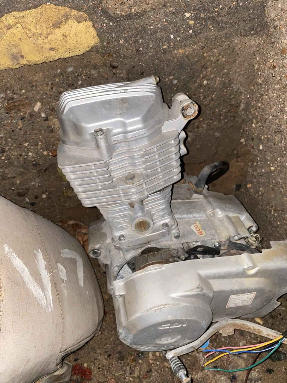 مكينه نامه شلامجه الأصلي من العيار الثقيل مفتوح فقط بستن شرط معدل نعومه أنطيك بيها سعر 175 بيها مجال فقط شراي يراسل رقم ***********
